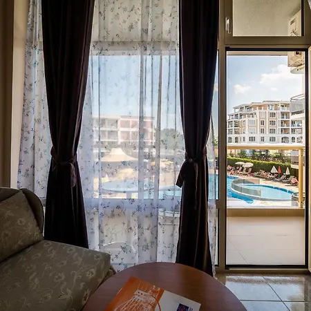 Golden Dune Отель 4*
