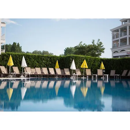 Golden Dune Отель 4*