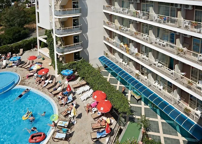 Hotell Golden Dune 4*