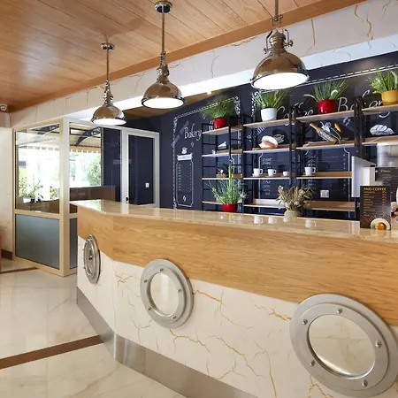 Отель Golden Dune Солнечный берег