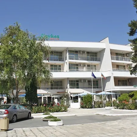 Golden Dune Hotel