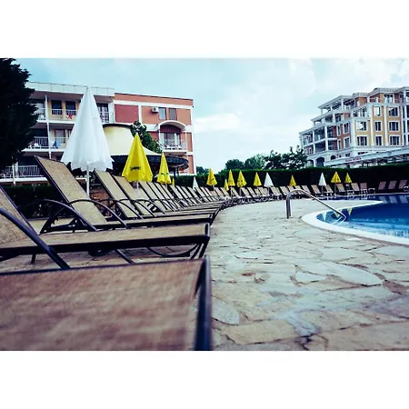 Ξενοδοχείο Golden Dune 4*