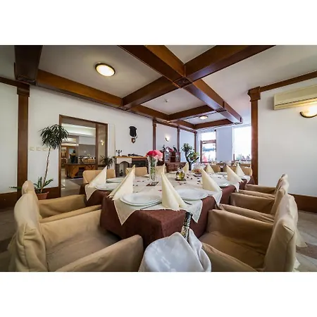 Hotel Golden Dune 4*