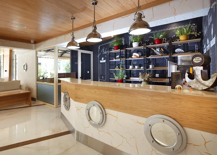 Szálloda Golden Dune Napospart