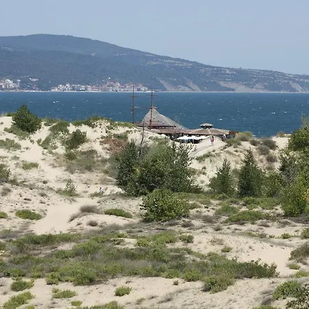 מלון Golden Dune 4*